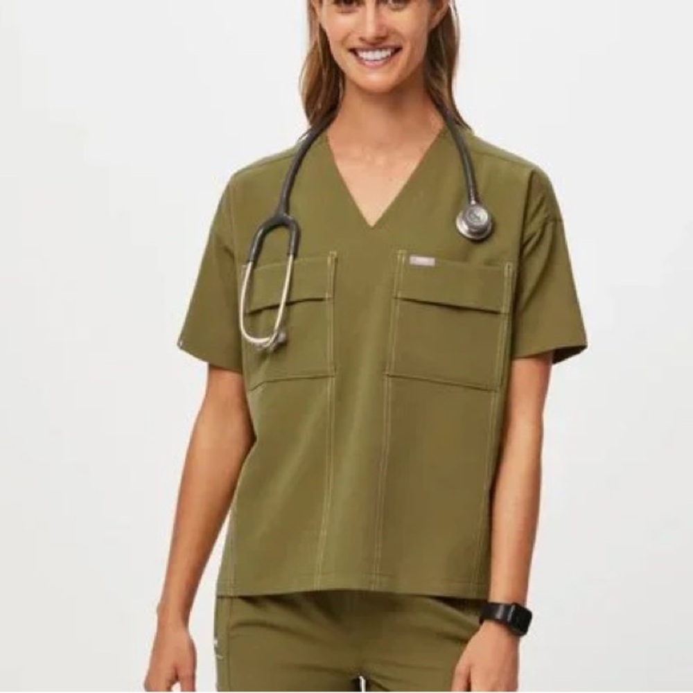 FIGS Martini Olive Scrub Top. Size S